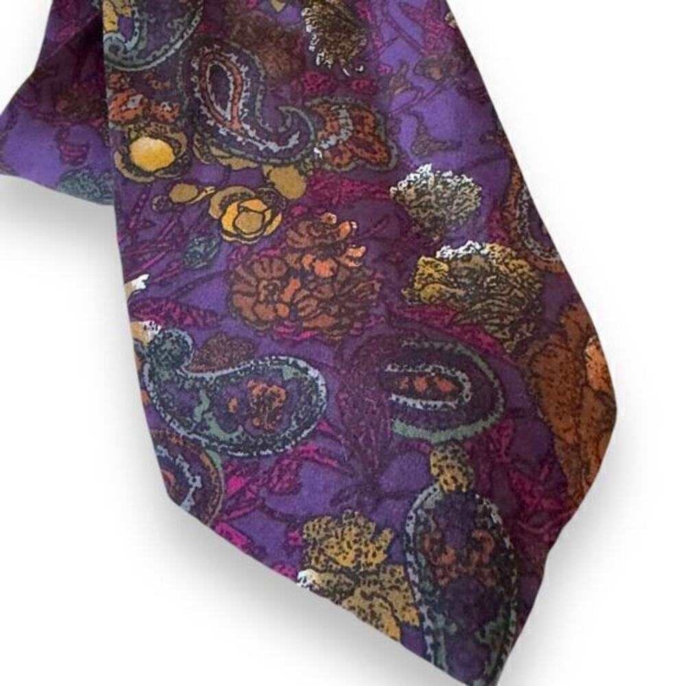 Purple Paisley Floral Ted Lapidus  Necktie Italian Silk 90’s Mens Tie 56” x 3.5”